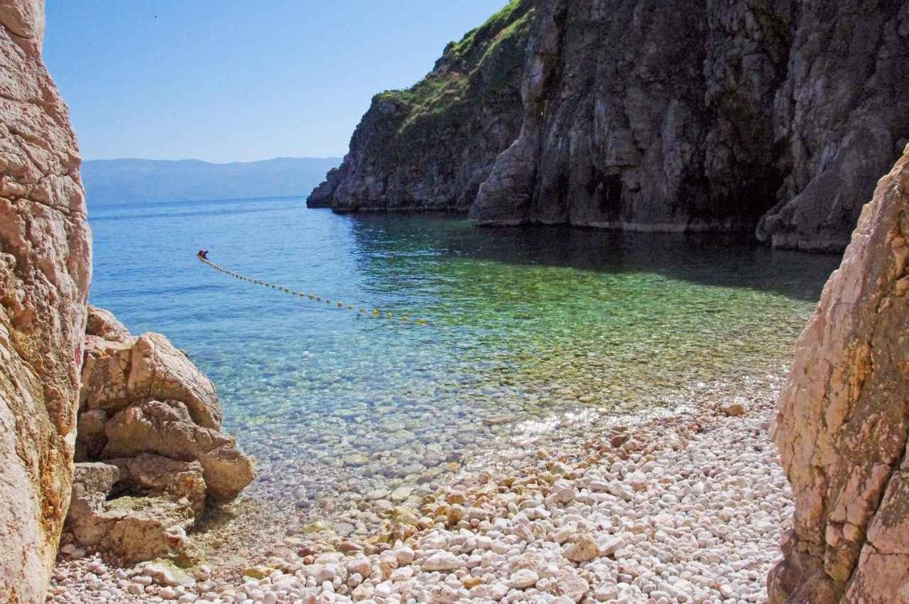 Apartment In Vrbnik/Insel Krk 13614 Екстер'єр фото